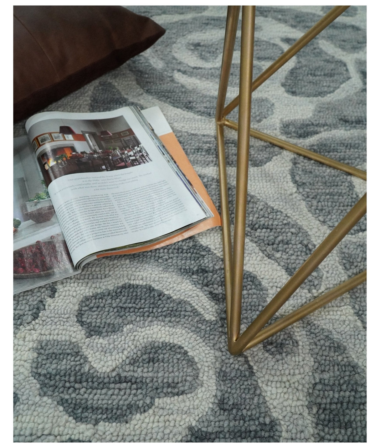 Hand Tufted Contemporary Gray and Silver Wool Area Rug