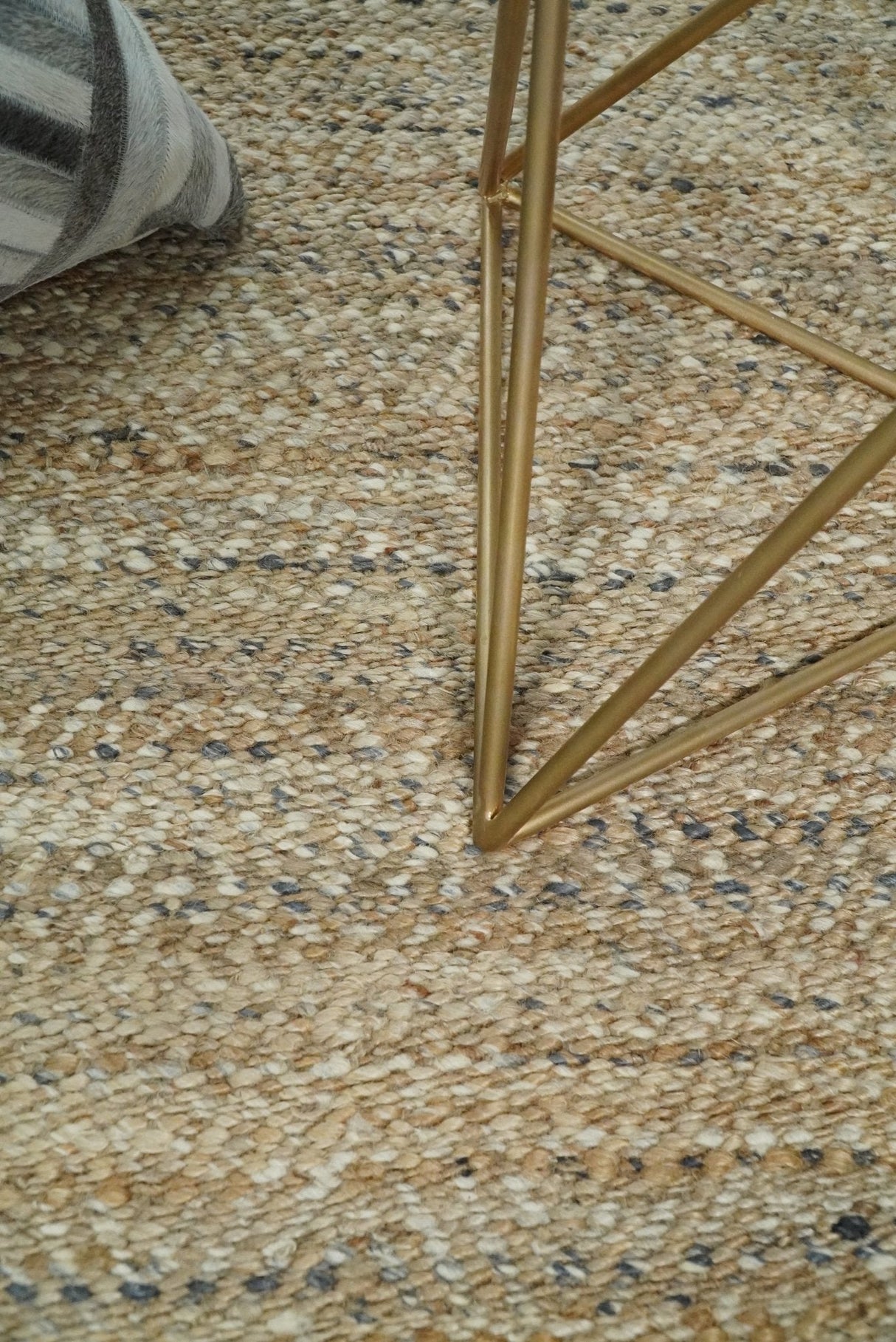 Hand Woven Brown Natural Jute and Wool Area Rug