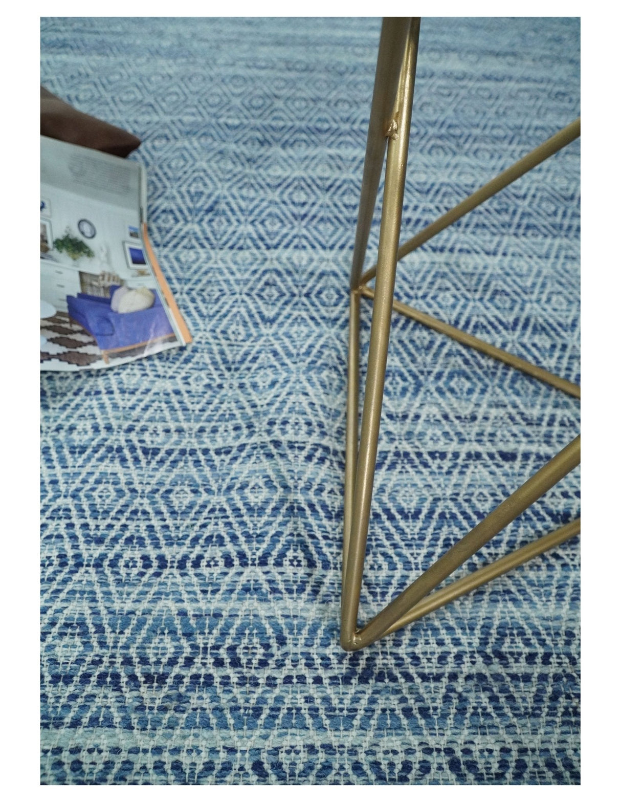 Handmade Boho Ivory and Blue Wool Blend Dhurrie Rug