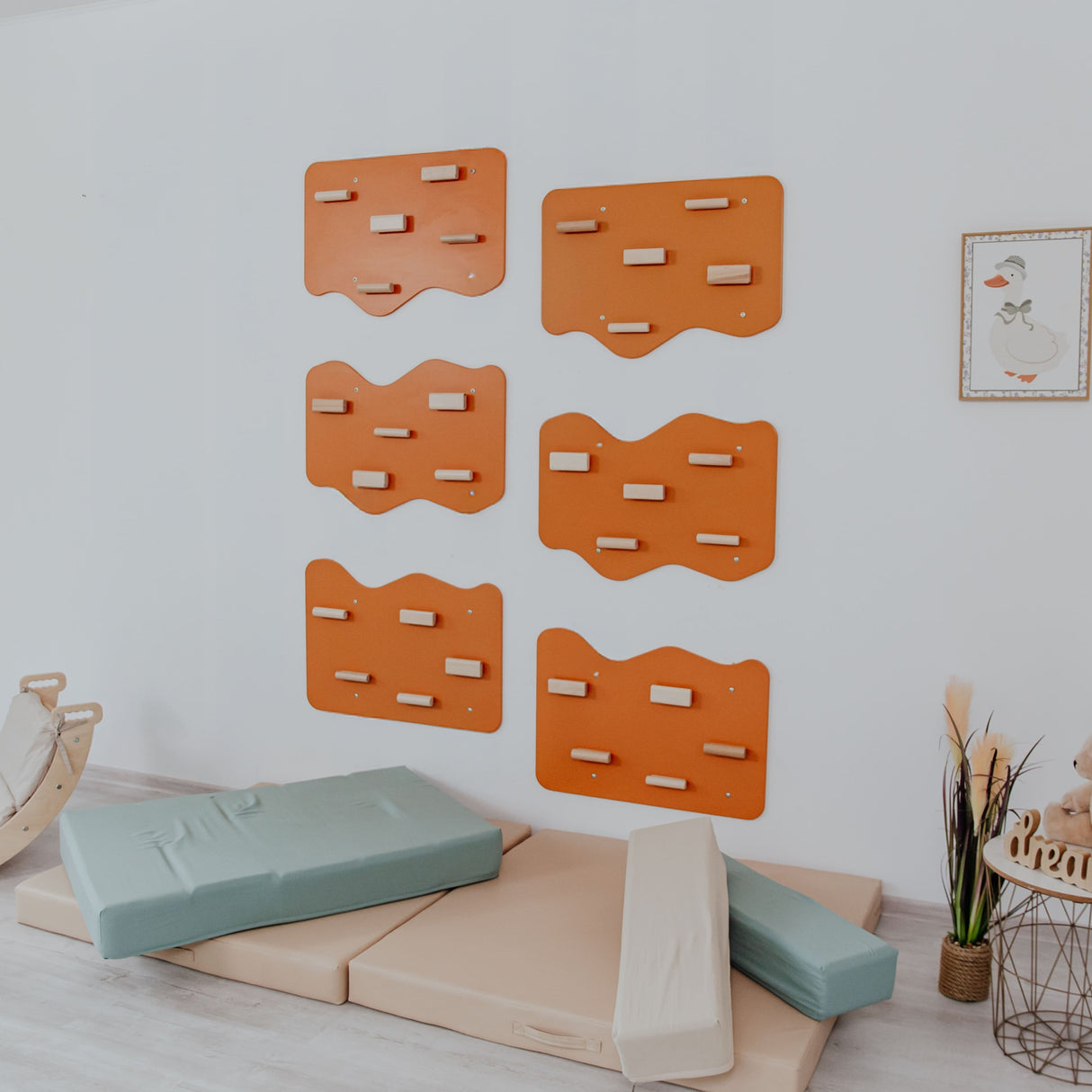 Indoor Rock Wall with Cloud-Shaped Panels & Wooden Climbing Holds for Kids 3-10-Climbing Set-Parc Decor