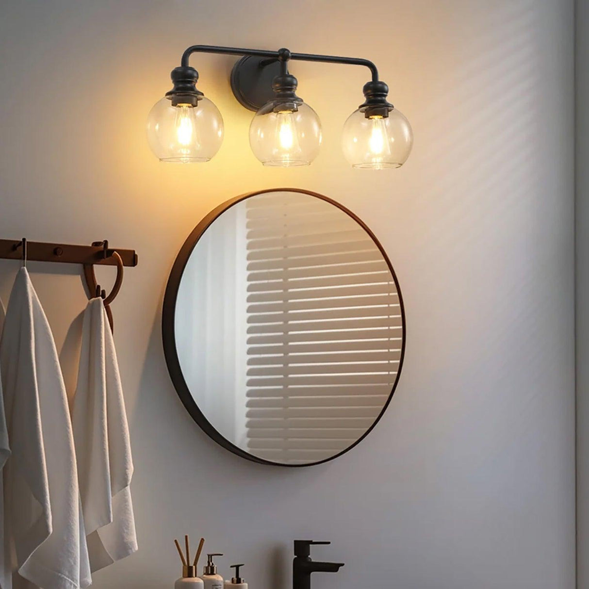 Irvine Black Modern Clear Glass 3-Light Vanity Light-壁灯-Parc Decor