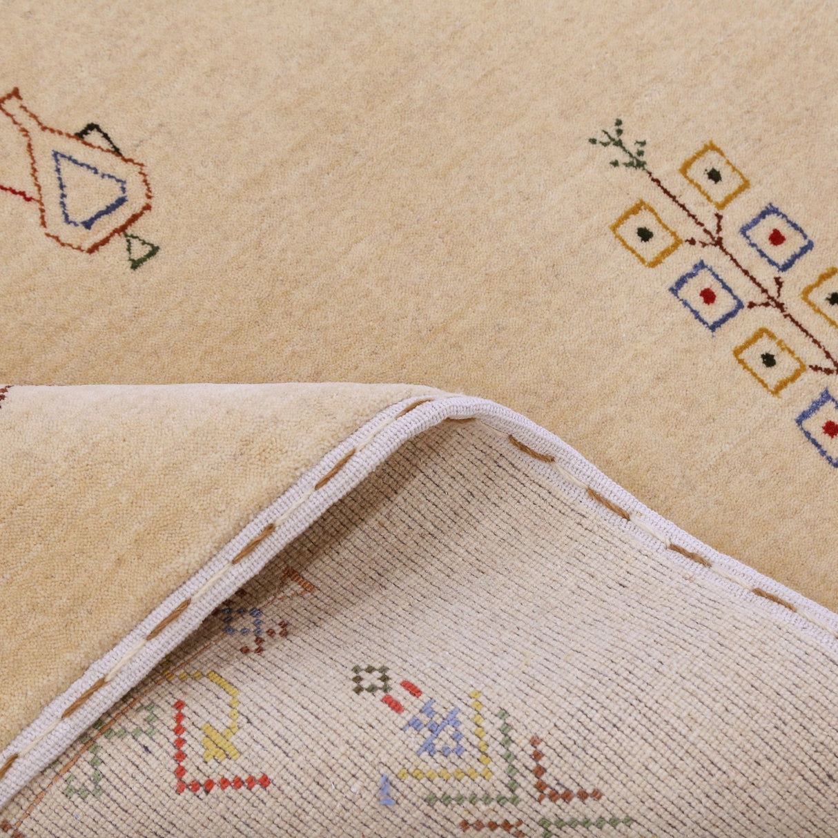 Ivory Border Patterns Hand Loomed Wool Area Rug