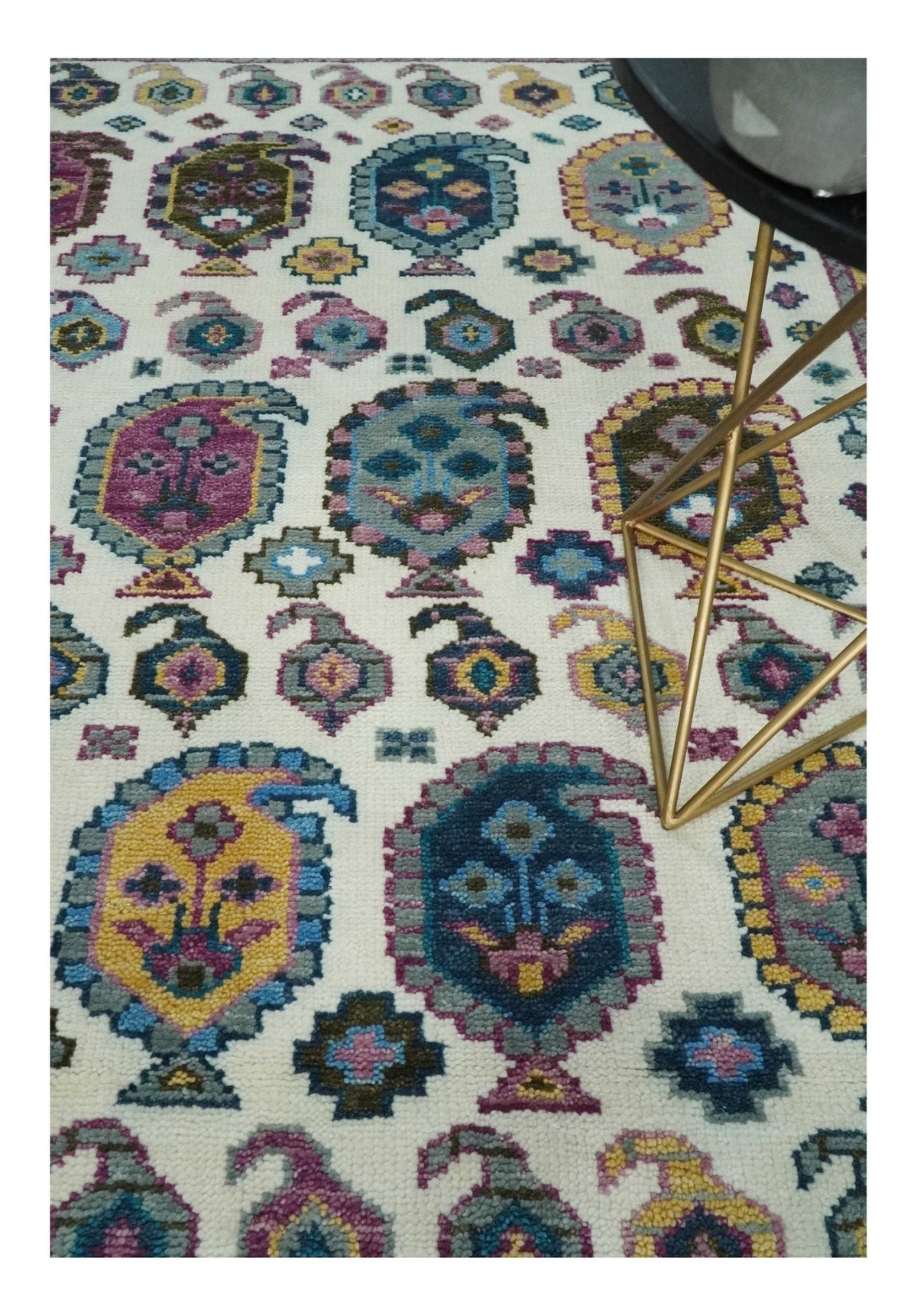 Ivory, Gold and Pink Hand knotted Traditional Design Wool Area Rug