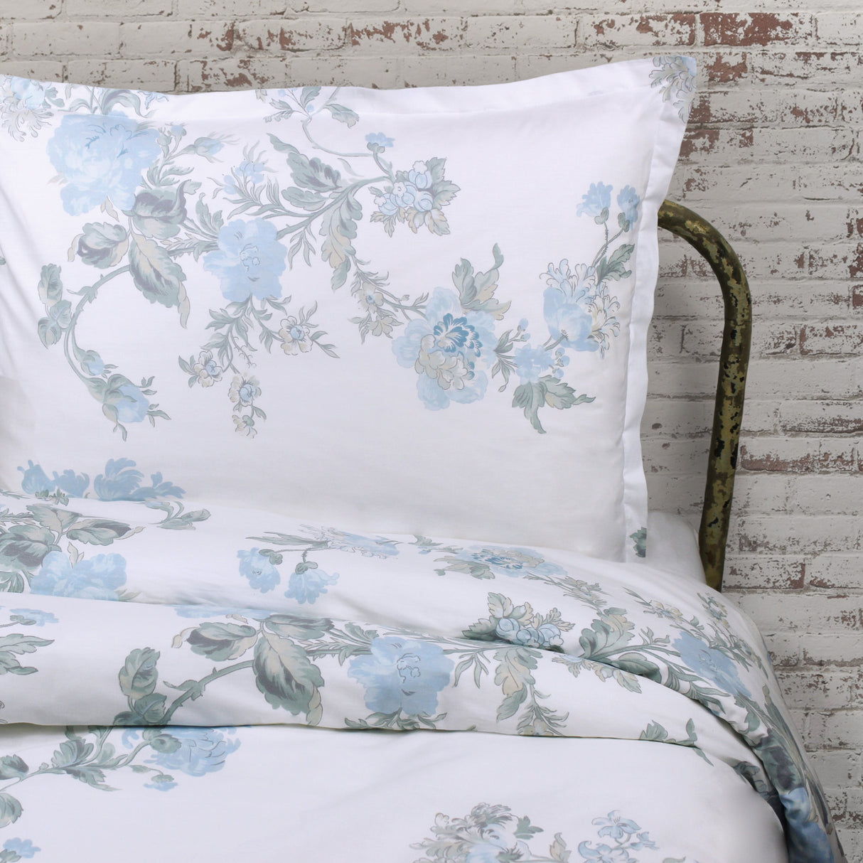 Jardin De Rose Printed Cotton Percale Duvet Set-Duvets-Parc Decor