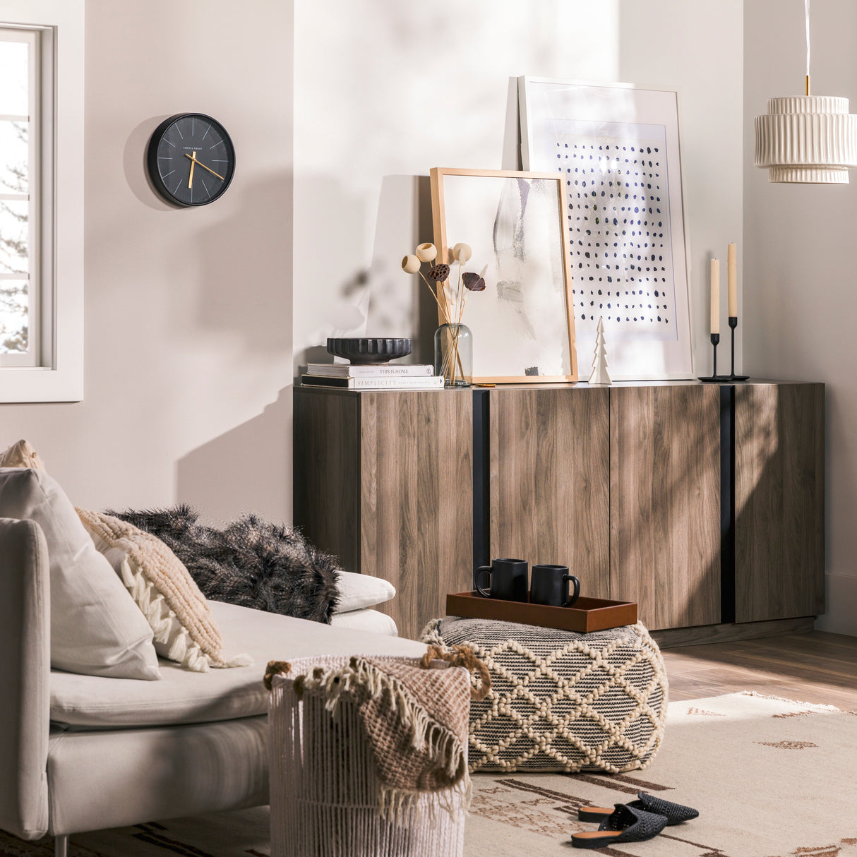 Kacie Modern Sideboard / TV Stand