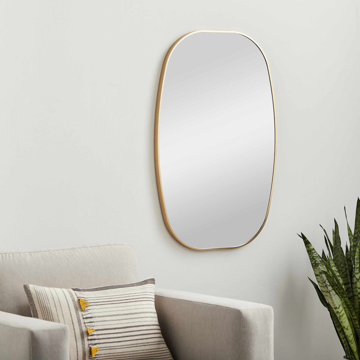 Kopparberg Gold Frame Round Mirror-Mirrors-Parc Decor