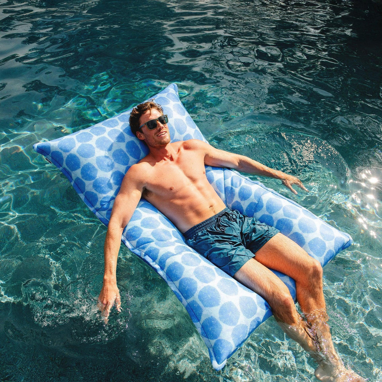 Lagoon Lounger