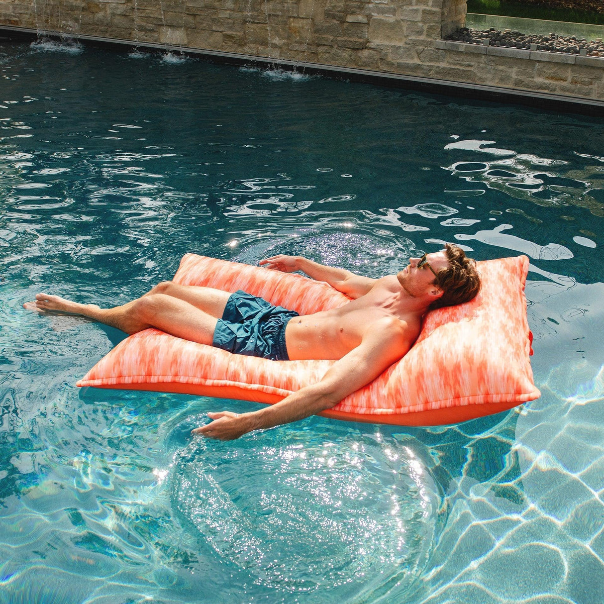 Lagoon Lounger