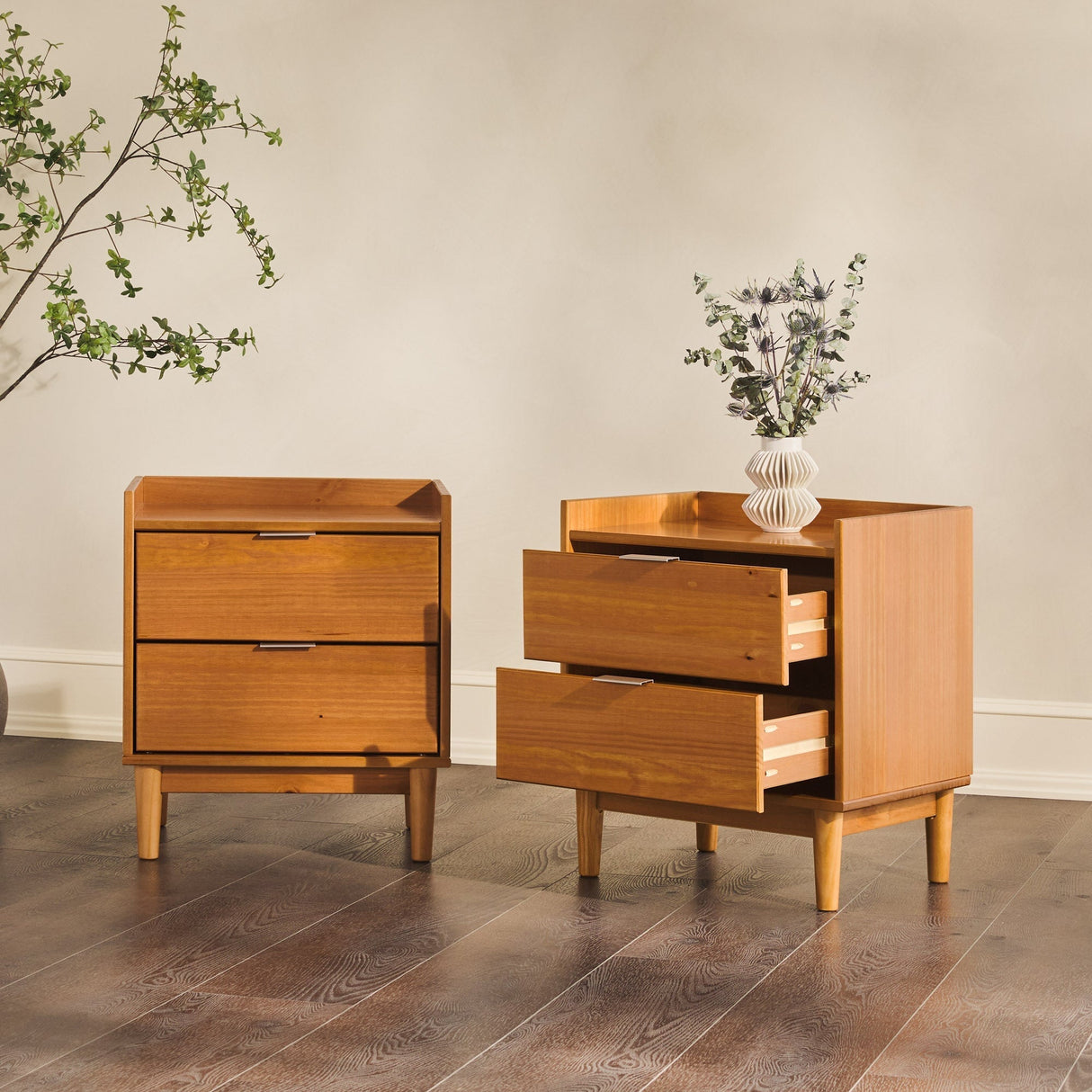 Lee Mid-Century Modern Wood Nightstand