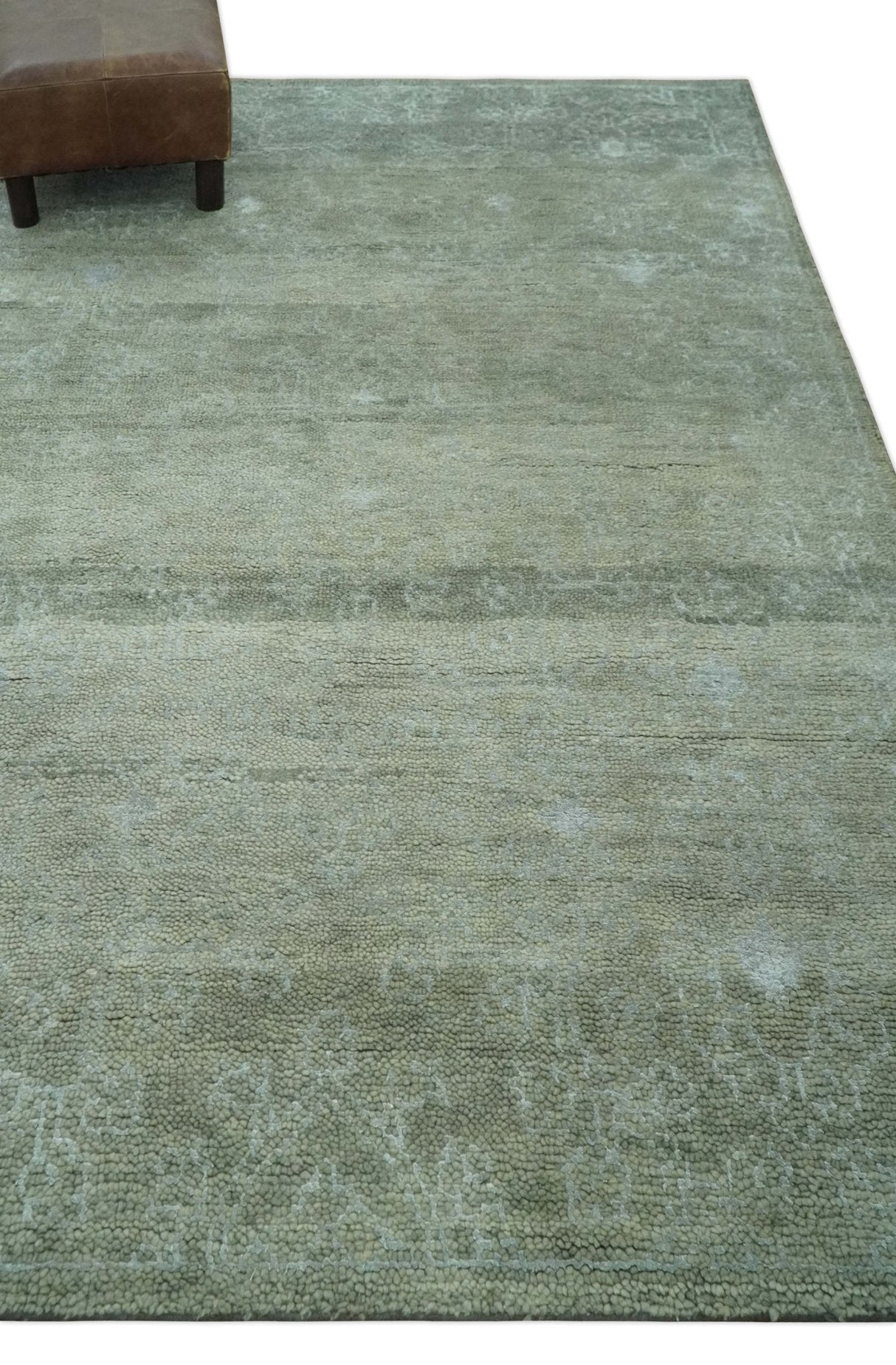 Light Green and Silver Traditional Large design 5x8 Hand Knotted wool and Art Silk Area Rug