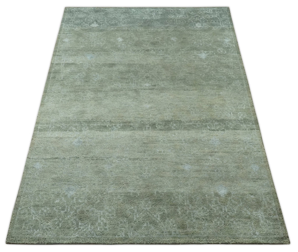 Light Green and Silver Traditional Large design 5x8 Hand Knotted wool and Art Silk Area Rug