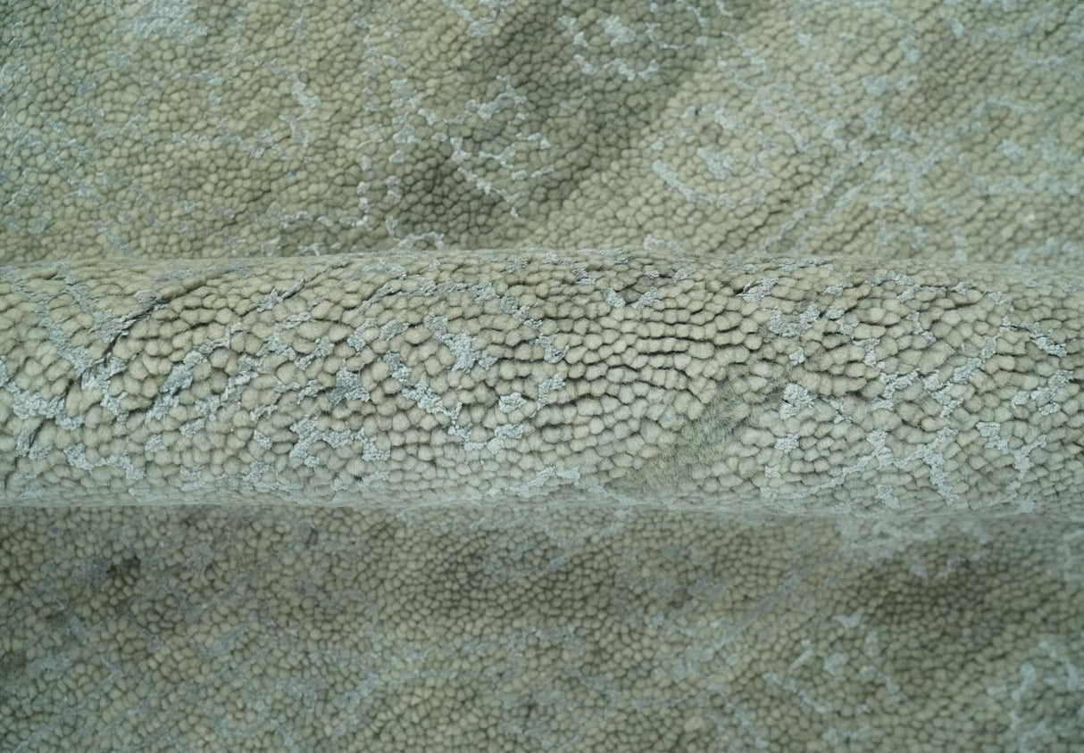 Light Green and Silver Traditional Large design 5x8 Hand Knotted wool and Art Silk Area Rug
