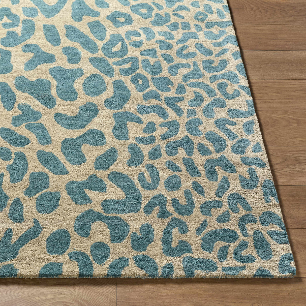 Lockbourne Leopard Print Area Rug-Rugs-Parc Decor
