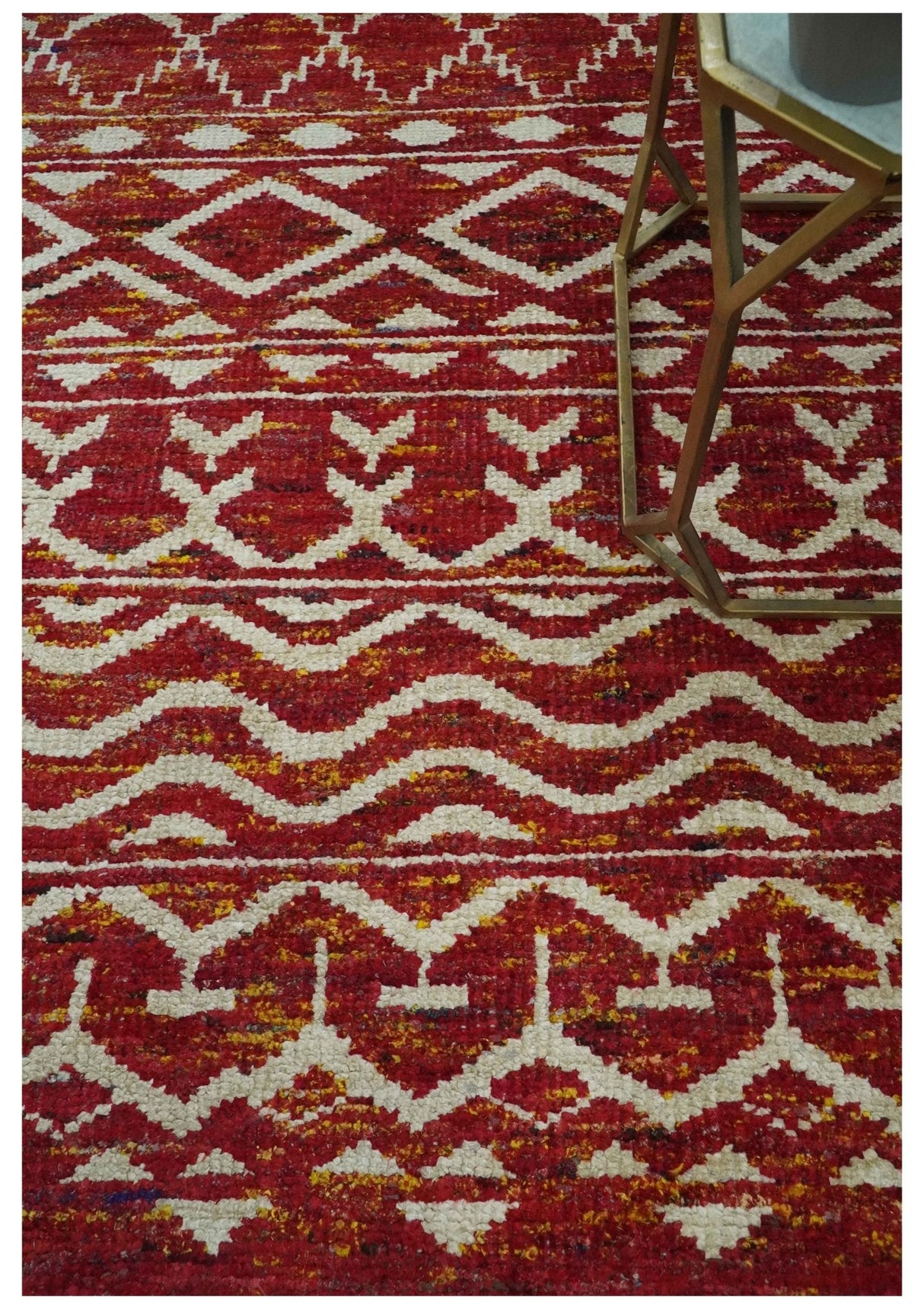 Maroon and Ivory 5.6x8.6 Hand Knotted Southwestern Tribal Trellis Recycled Silk Rug