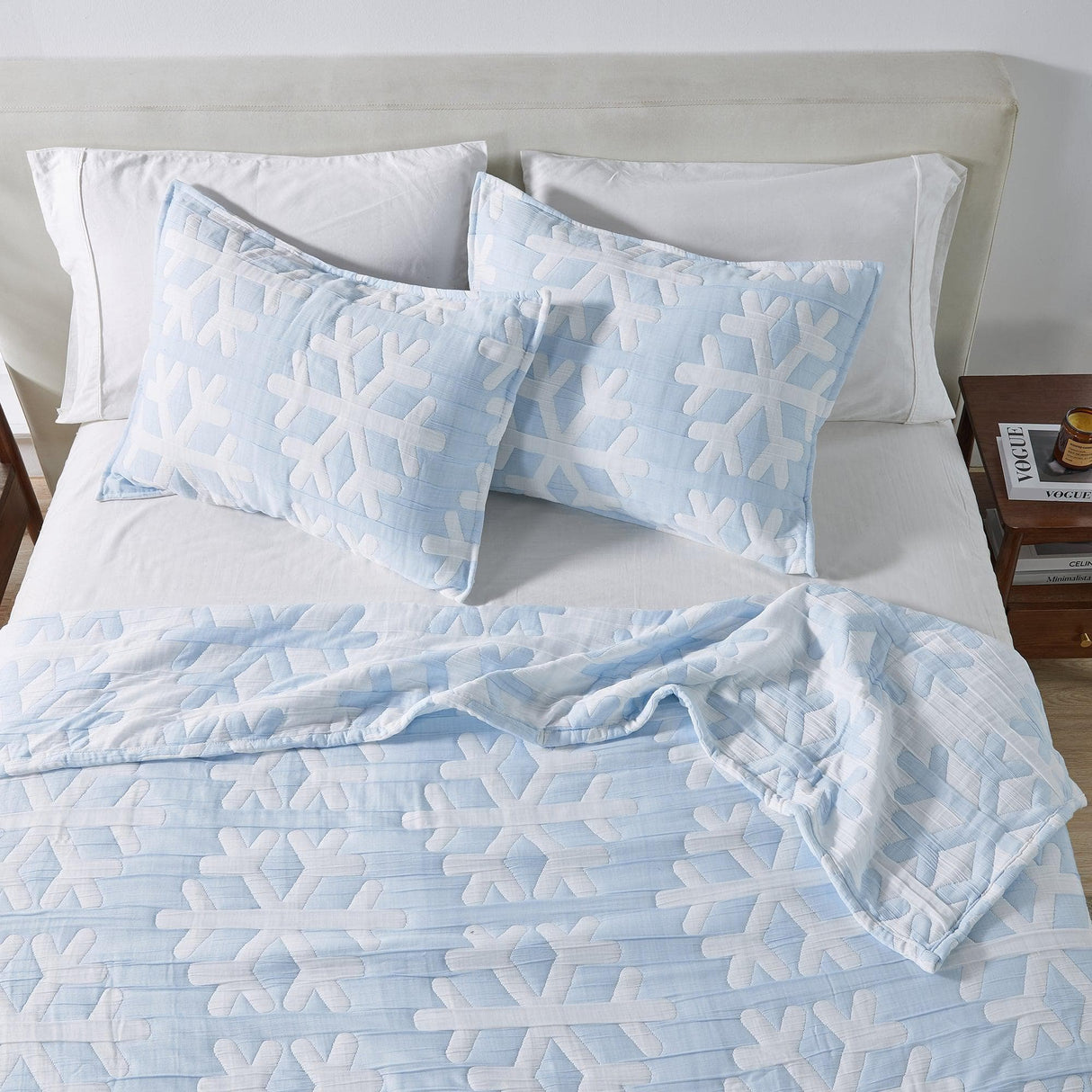 Matelassé Snowflake Quilt Set - Nino Collection-Quilts & Comforters-Parc Decor