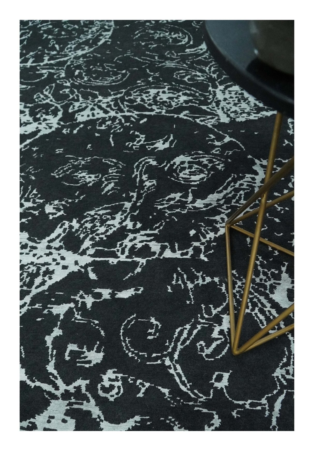 Modern Abstract Black and Silver Hand Knotted 6x9 Wool and Bamboo silk Area Rug