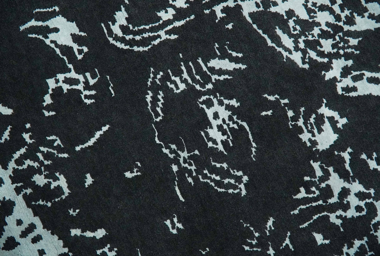 Modern Abstract Black and Silver Hand Knotted 6x9 Wool and Bamboo silk Area Rug