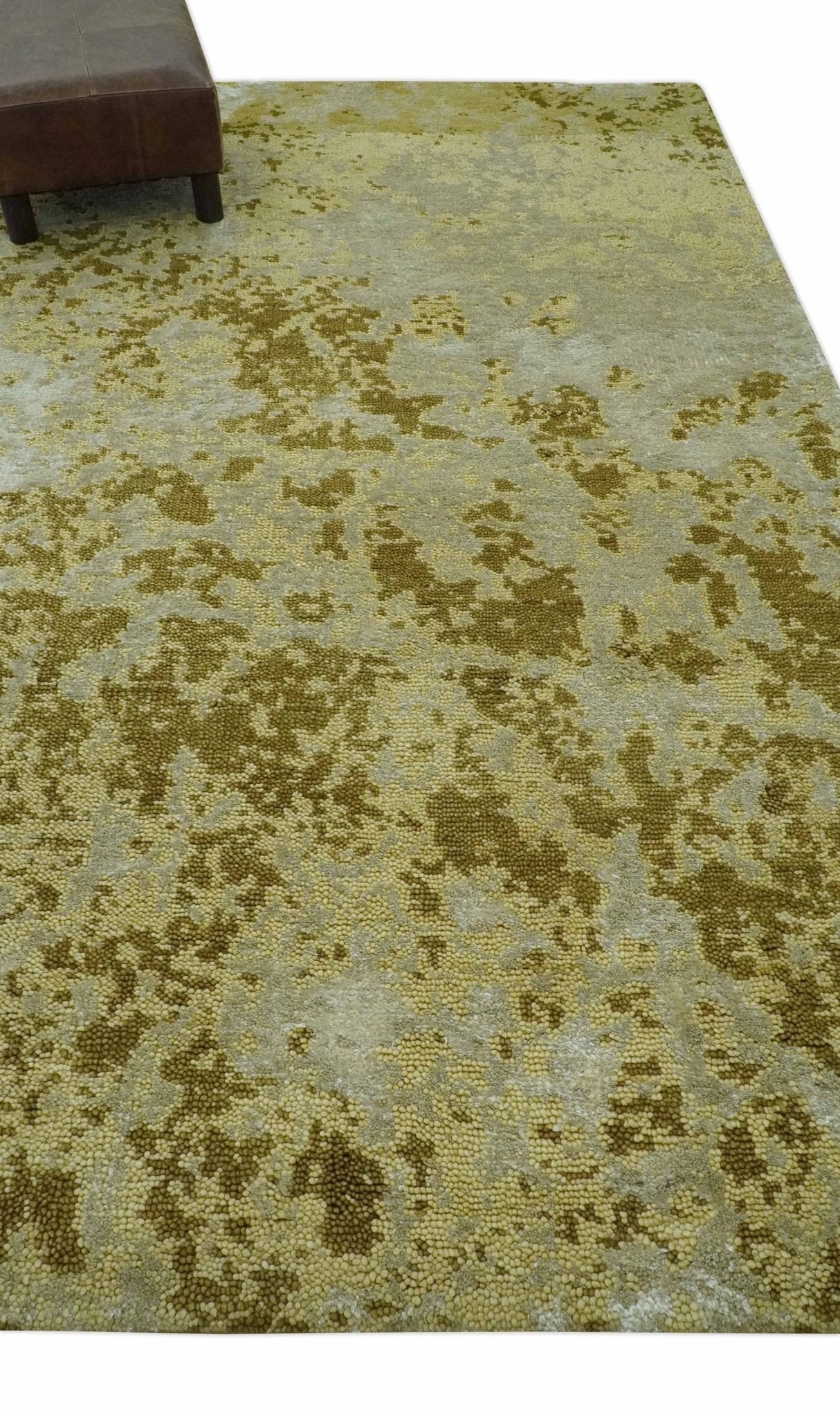 Modern Abstract Shades of Olive and Silver 5x8 Hand knotted wool and art silk area rug