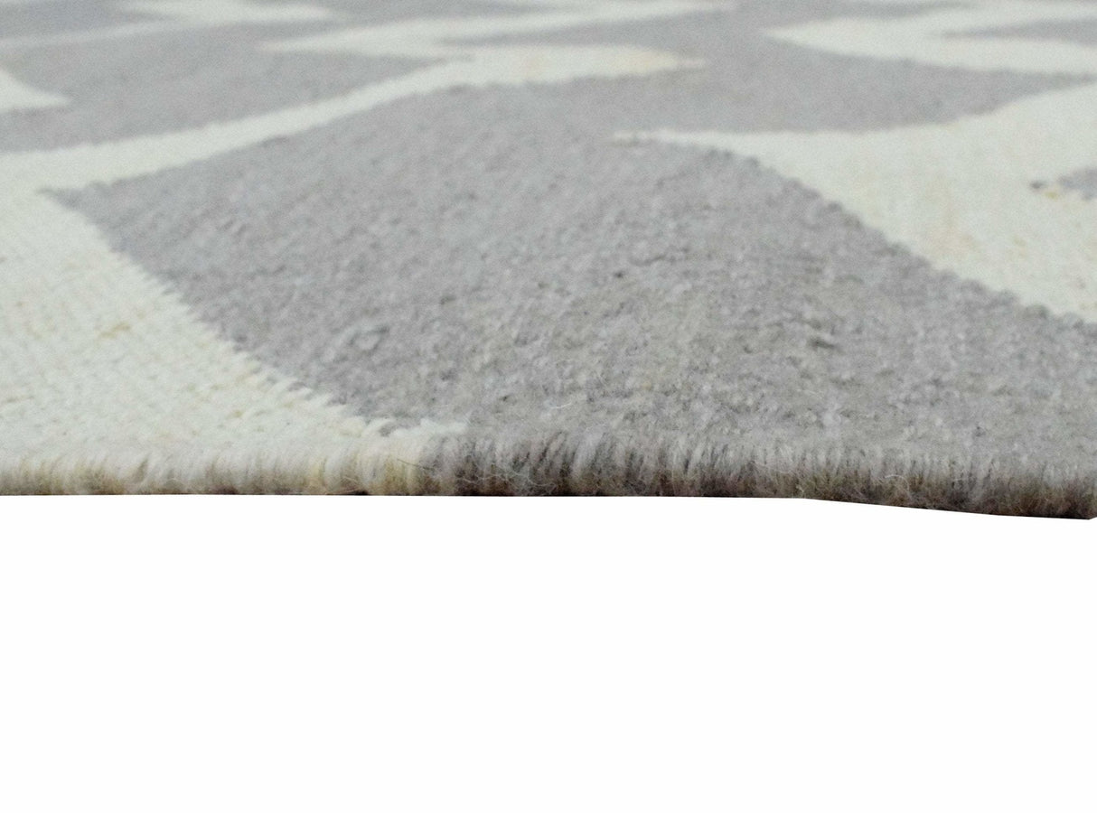 Modern Chevron Gray and Beige Dhurrie Wool Polyester 5x8 Rug