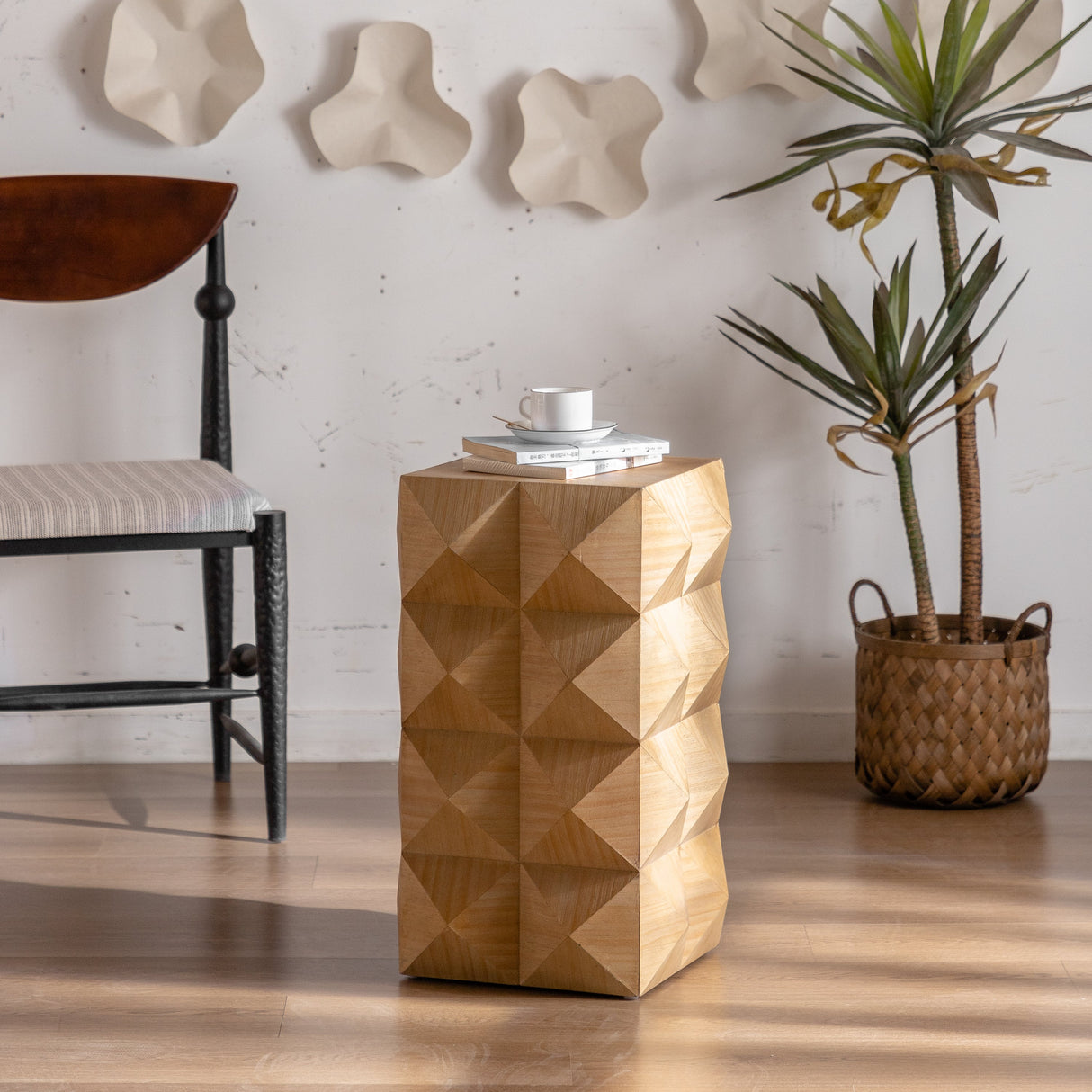 Modern Embossed Pattern Side Table-Living Room-Parc Decor