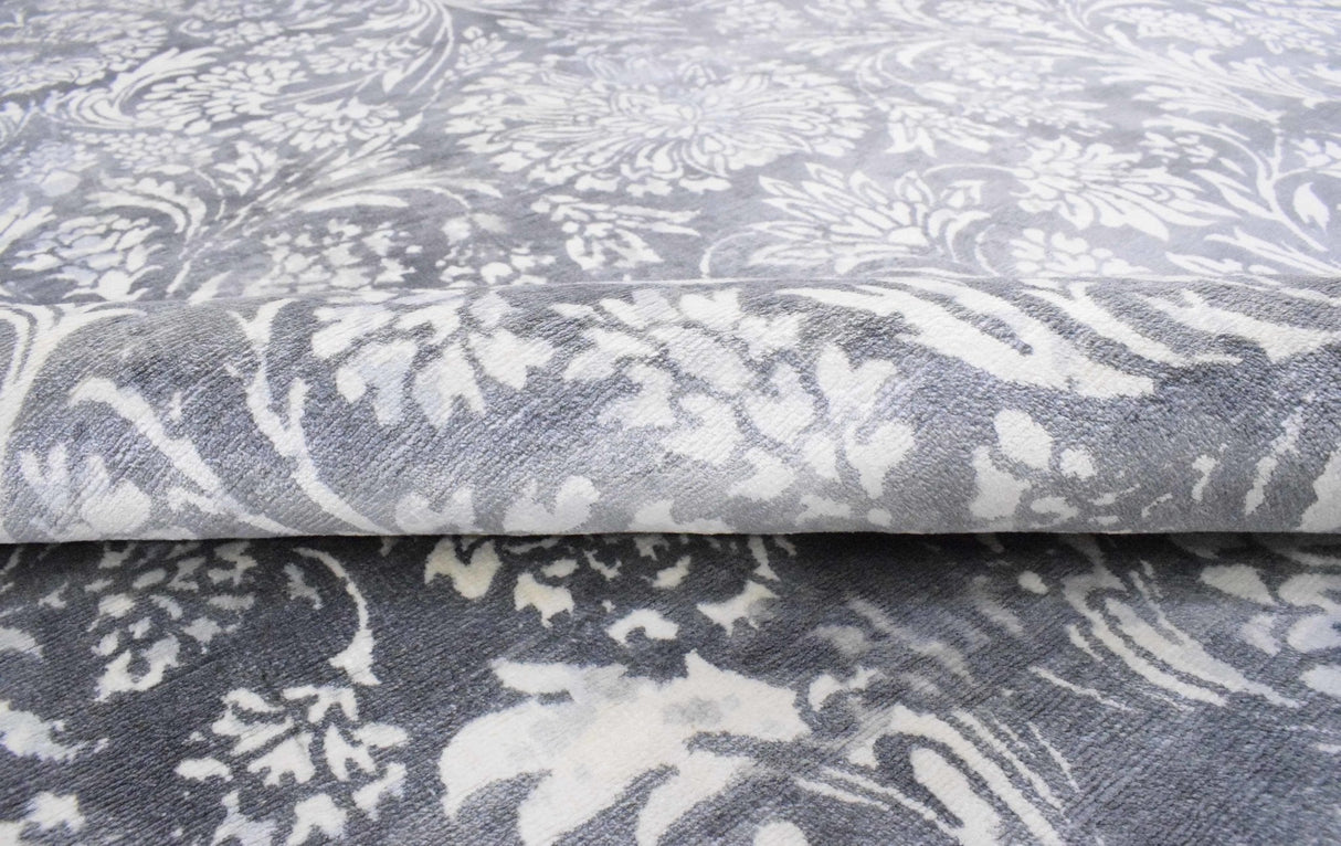 Modern Floral Silver And Ivory Hand Loom Viscose 5x8 Area Rug