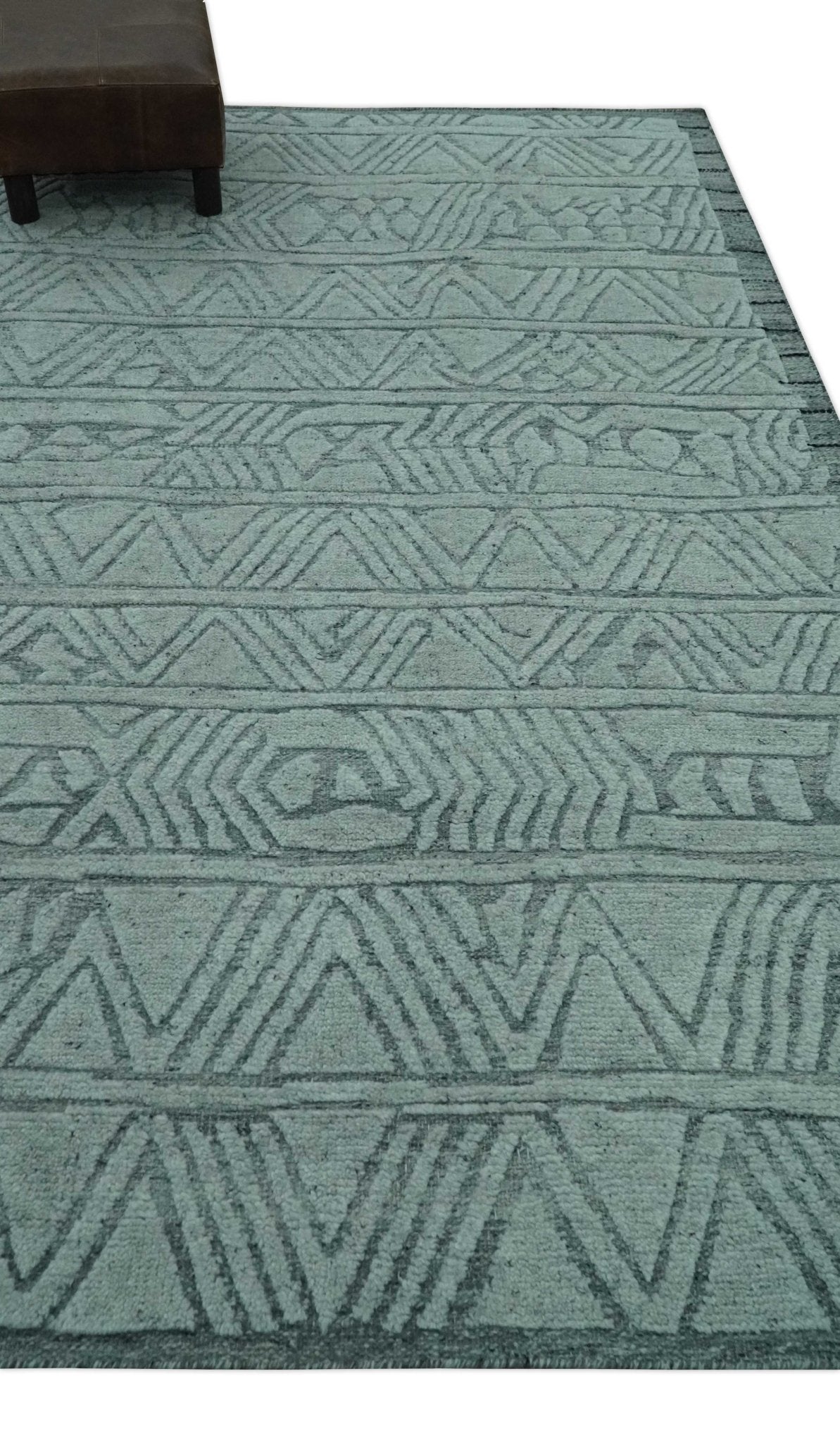 Modern Geometrical Silver and Gray Chevron Design Hand Carved wool Rug