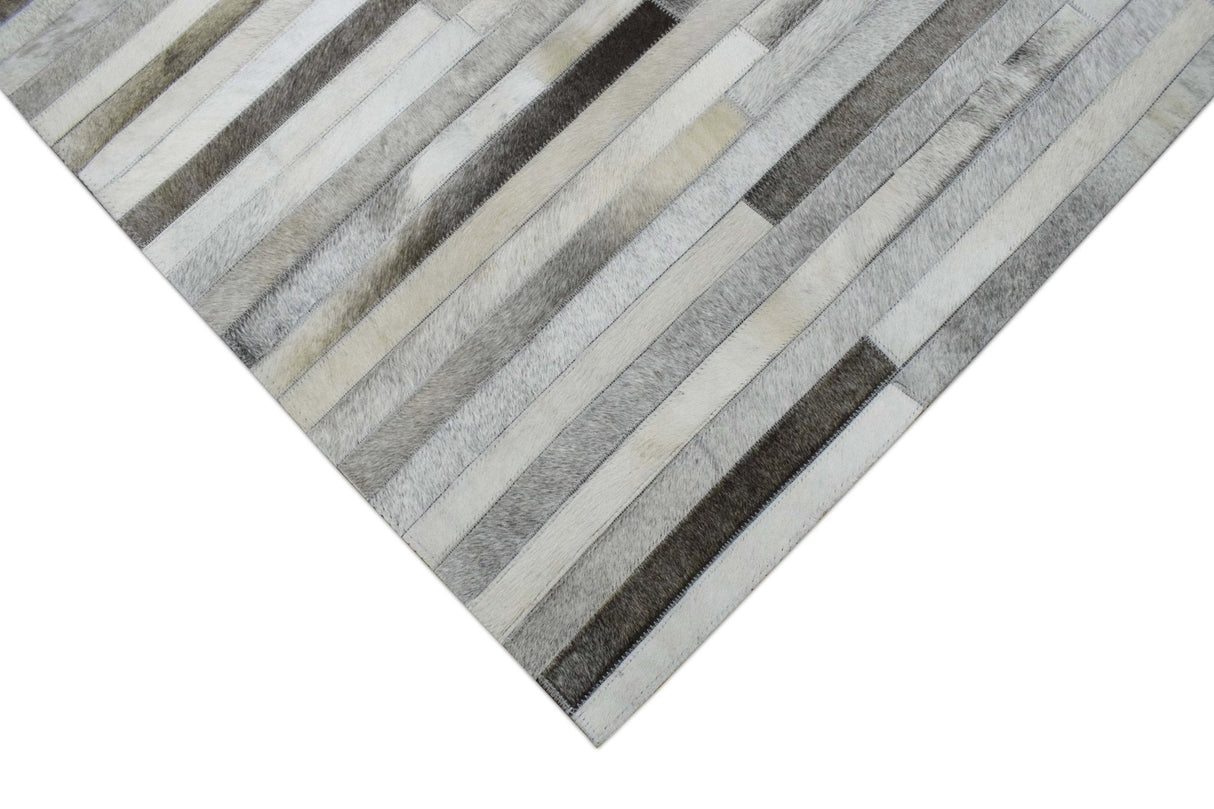Modern Stripe Design Handmade 5x8 Beige and Ivory Leather Area Rug