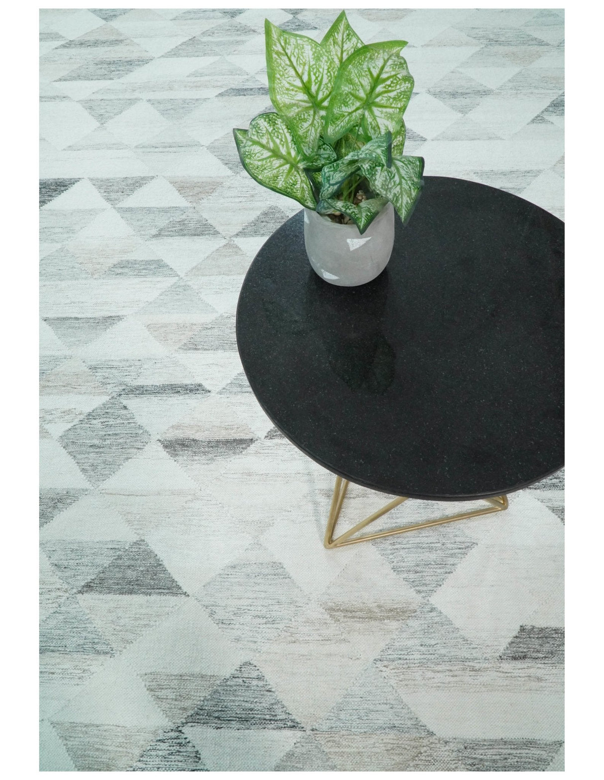 Modern Style Ivory and Gray Kilim Fine Wool Blend Rug