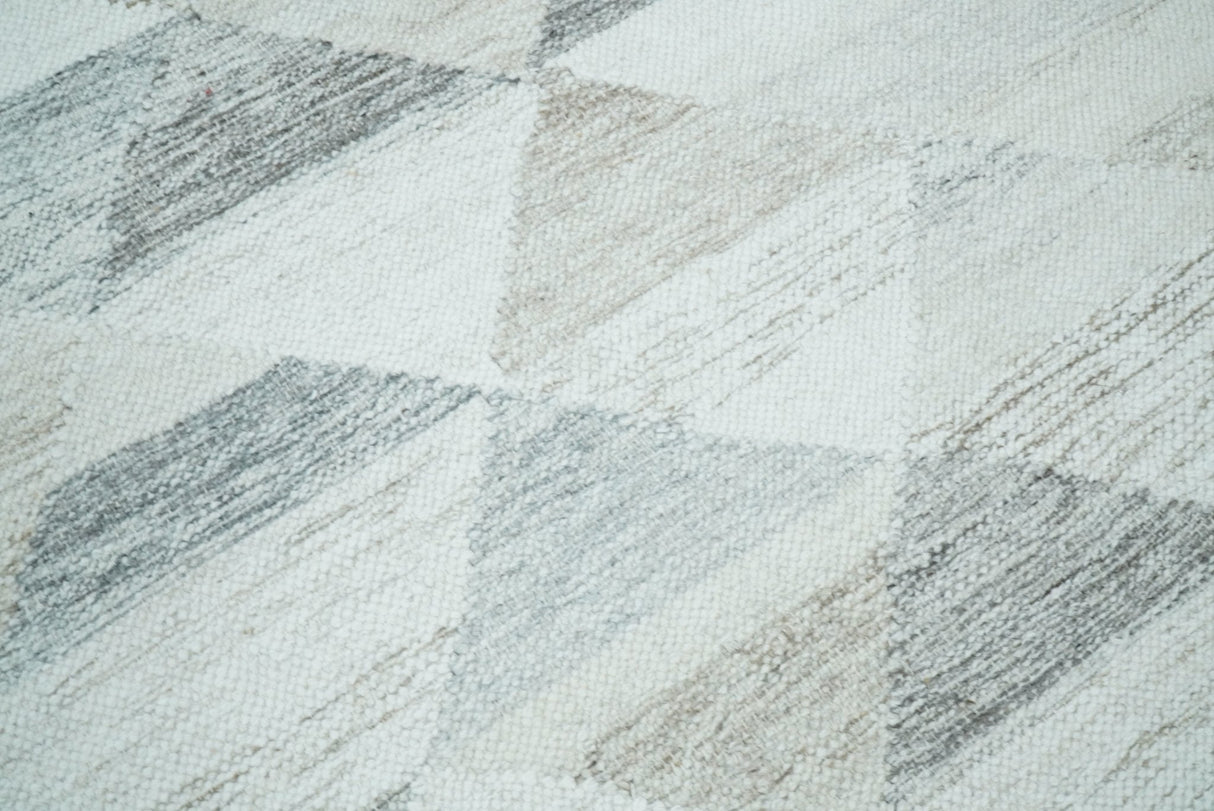 Modern Style Ivory and Gray Kilim Fine Wool Blend Rug