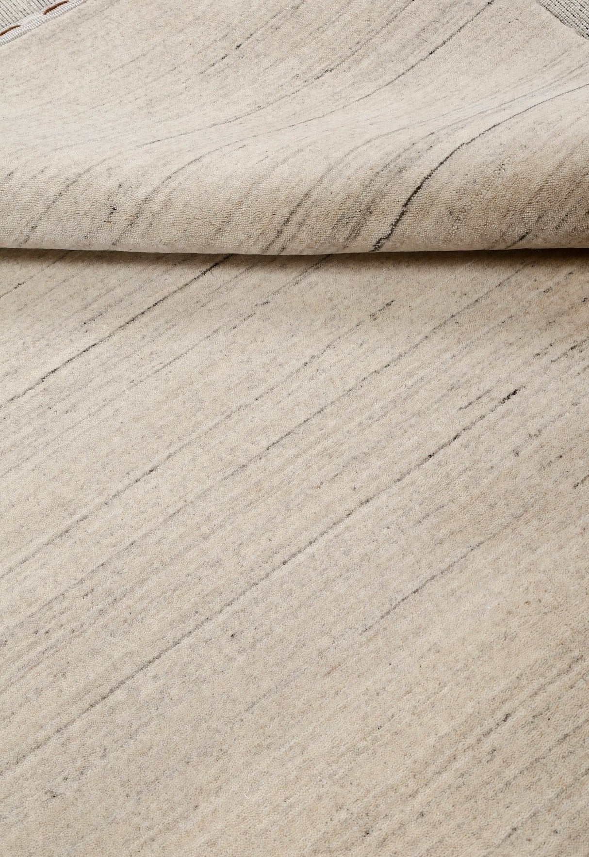 Modern Style Ivory Hand Loomed Wool Area Rug