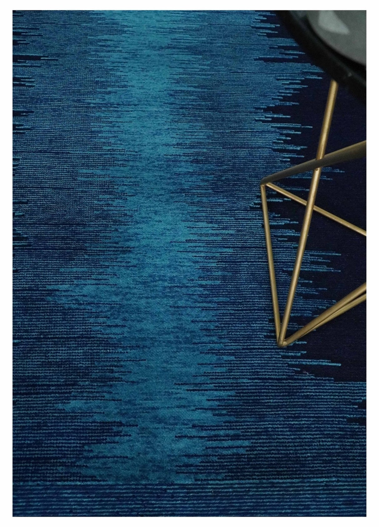 Ombre Blue 5x7 Modern Abstract Wool Hand Woven Southwestern Lori Rug