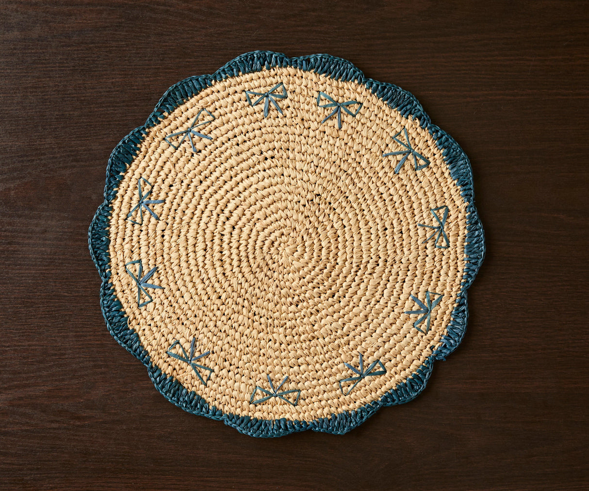 Payton James Handwoven Bow Placemats – Hand-Crocheted Raffia Palm Placemats – Unique Kitchen & Dining Table Decor – Handmade Tableware-table tops-Parc Decor