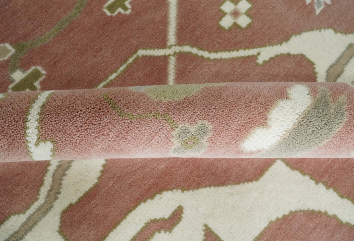 Pfirsich, Elfenbein und Olivgrün handgeknüpfter, mehrfarbiger orientalischer Ouschak-Teppich in verschiedenen Größen aus traditioneller Wolle