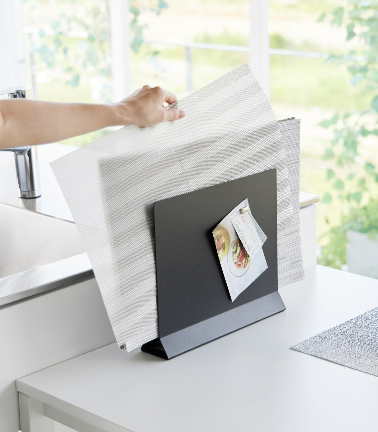 Placemat Stand - Steel-Kitchen Organizer-Parc Decor