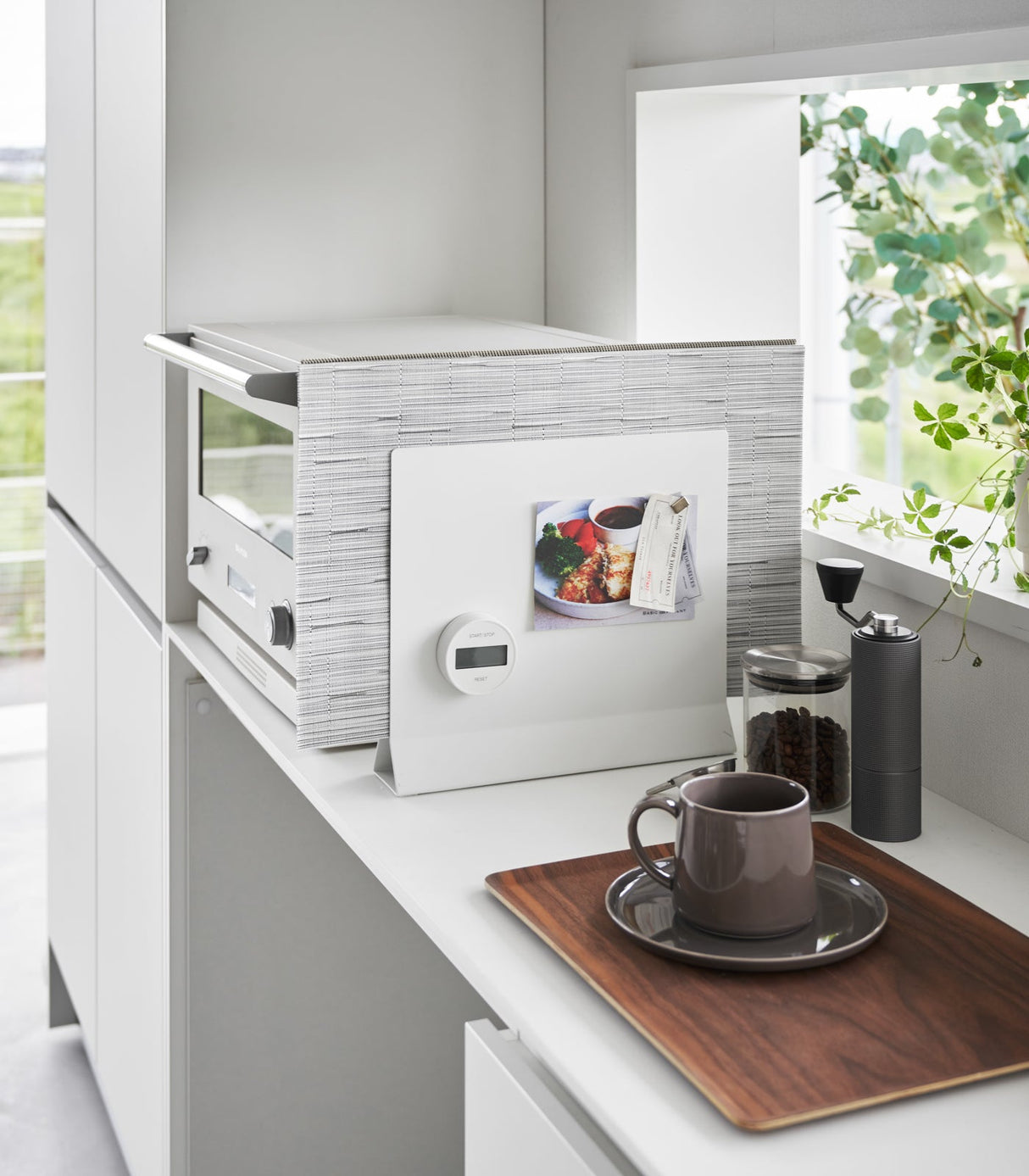 Placemat Stand - Steel-Kitchen Organizer-Parc Decor