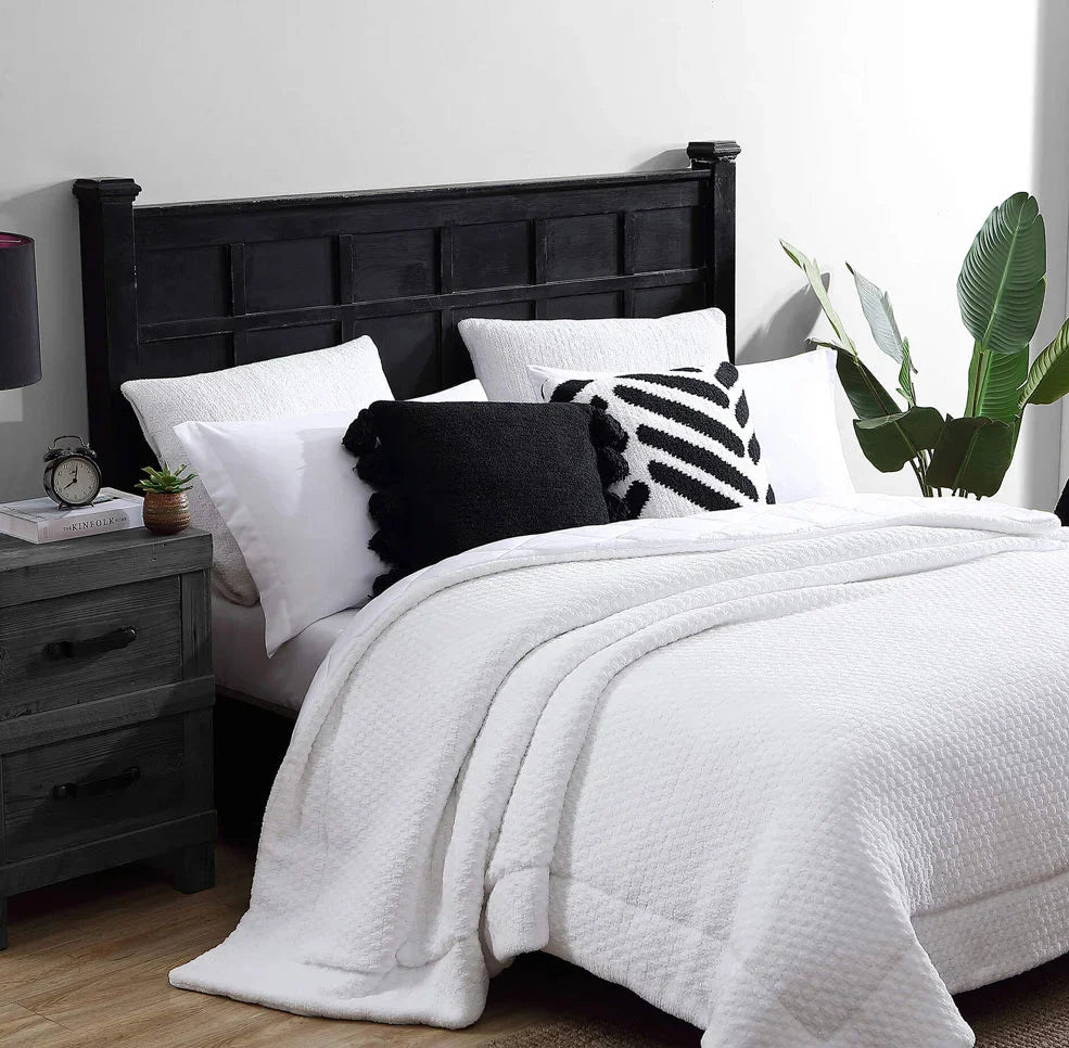 Pom Pom Throw Pillow-Pillows-Parc Decor