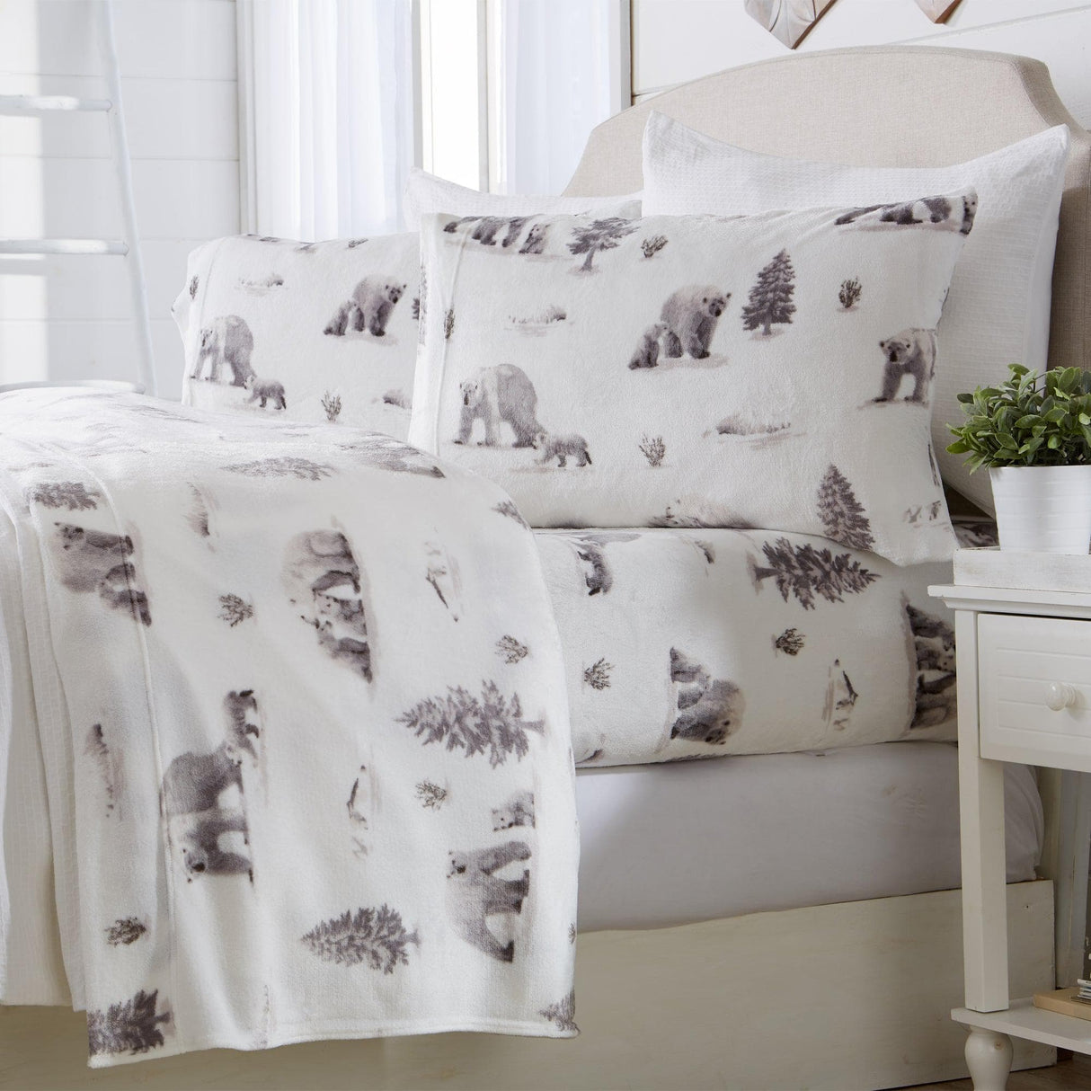 Printed Plush Sheet - Velvet Luxe Collection
