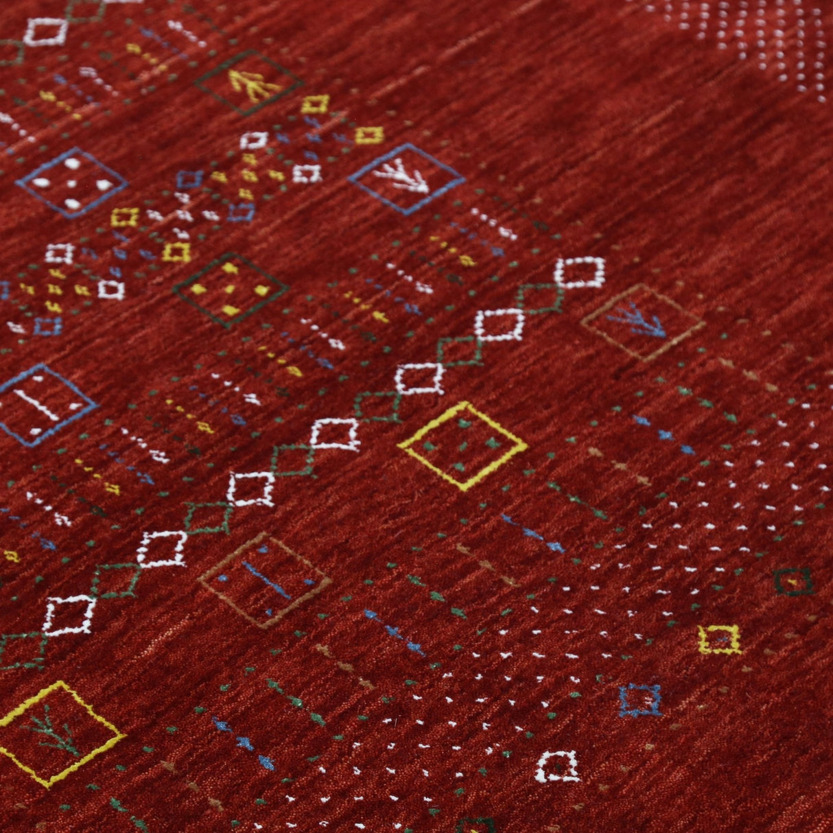 Red Contemporary Center Design Hand Loomed Wool Area Rug