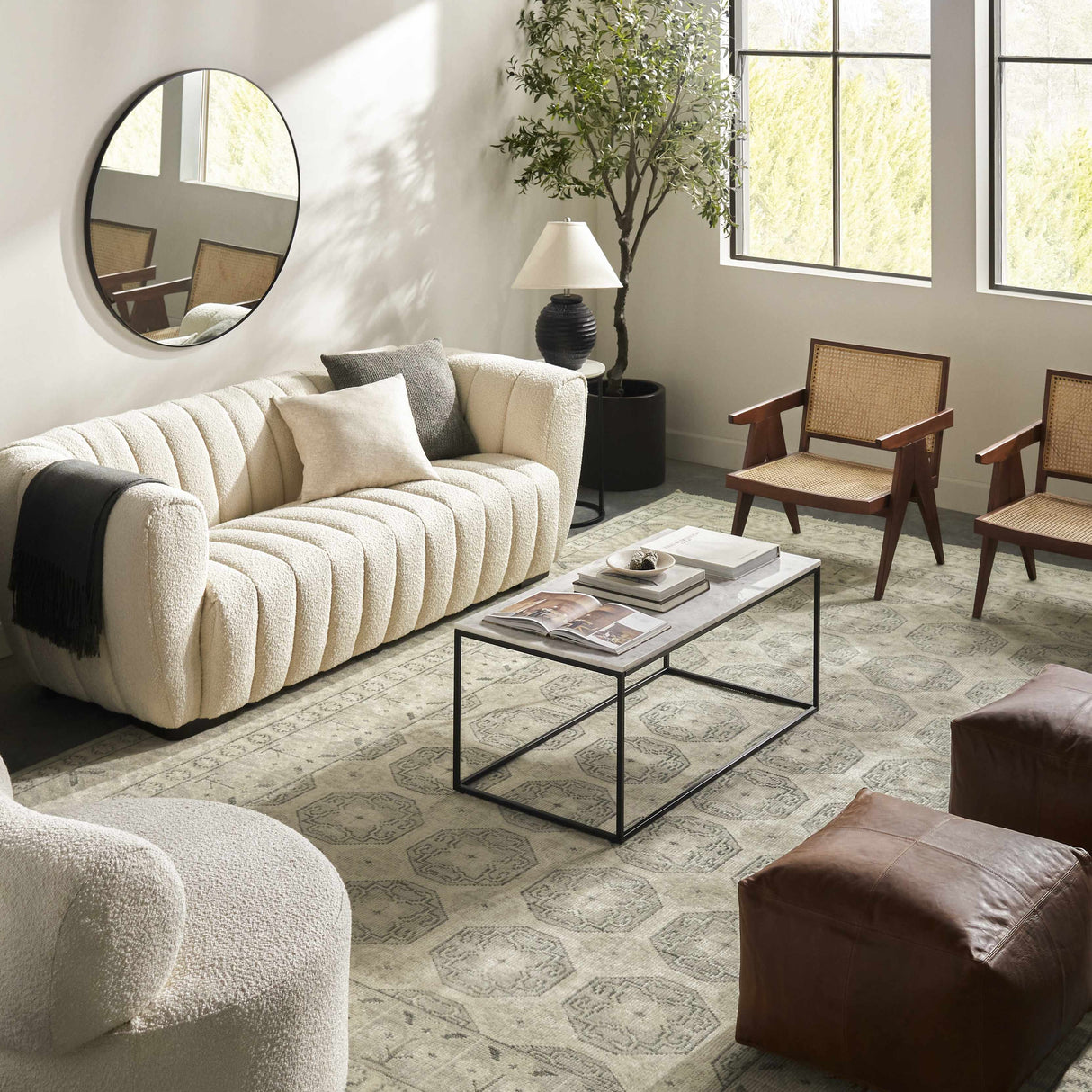 Round Mirror with Black Aluminum Frame-Mirrors-Parc Decor