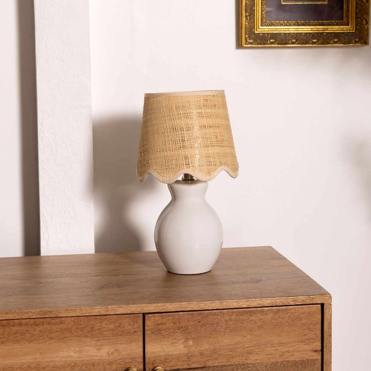 Salgareda White Ceramic Table Lamp-Lighting-Parc Decor
