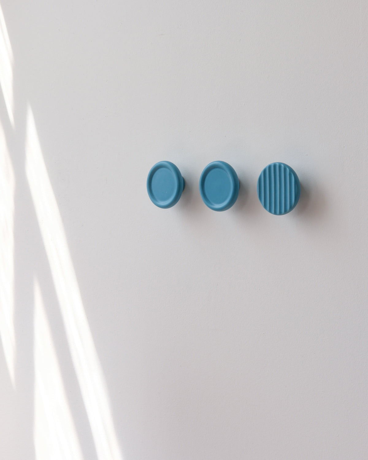 Sequence coat hook - Fluted