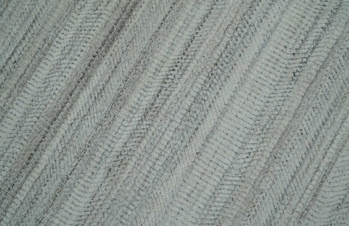 Shaded Beige and Camel 8x10 Hand Made Blended Wool Flatwoven Area Rug