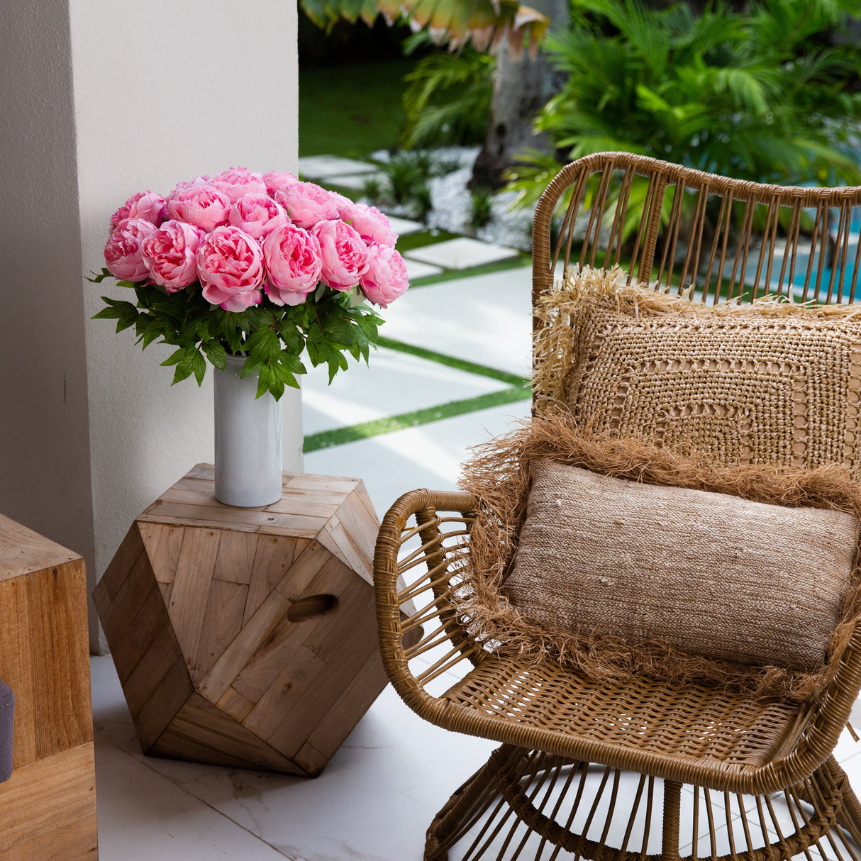 Signature Collection 20” Peony Artificial Arrangement in White Glass Vase-Arrangement-Parc Decor