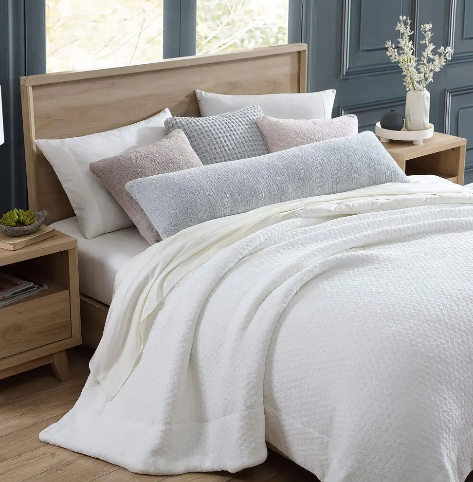 Snug Body Pillow-Pillows-Parc Decor