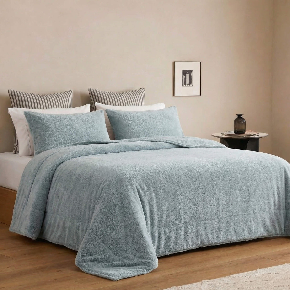 Snug Comforter