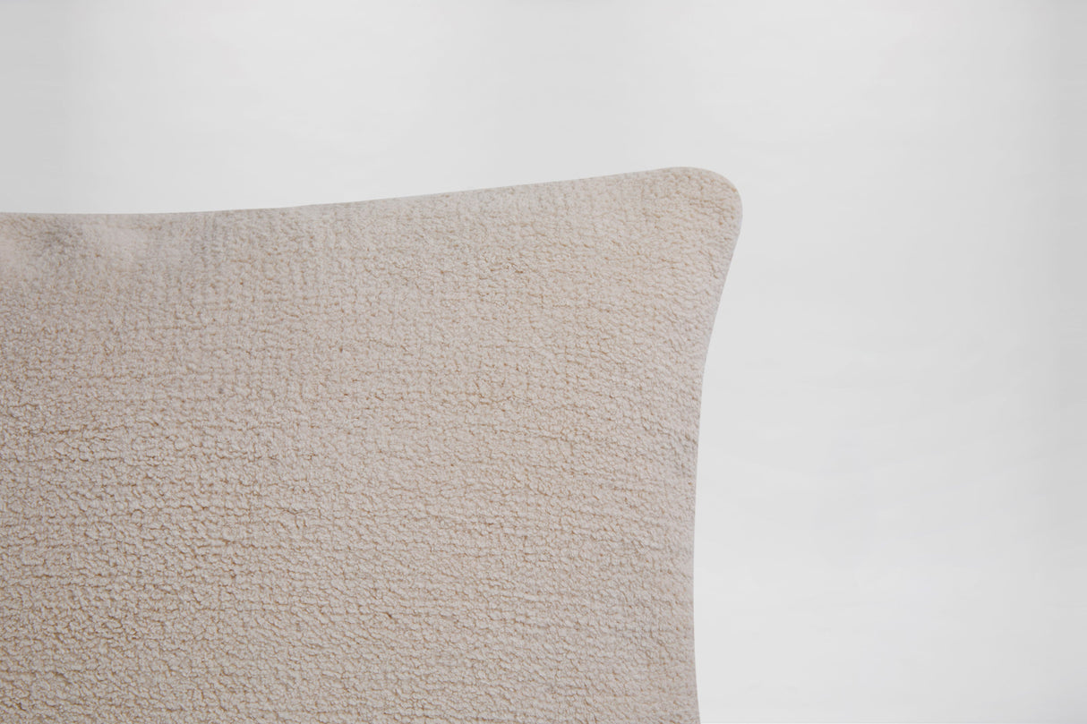 Snug Throw Pillow-Pillows-Parc Decor