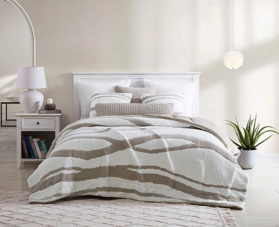 Snug Waffle Lumbar Pillow-Pillows-Parc Decor