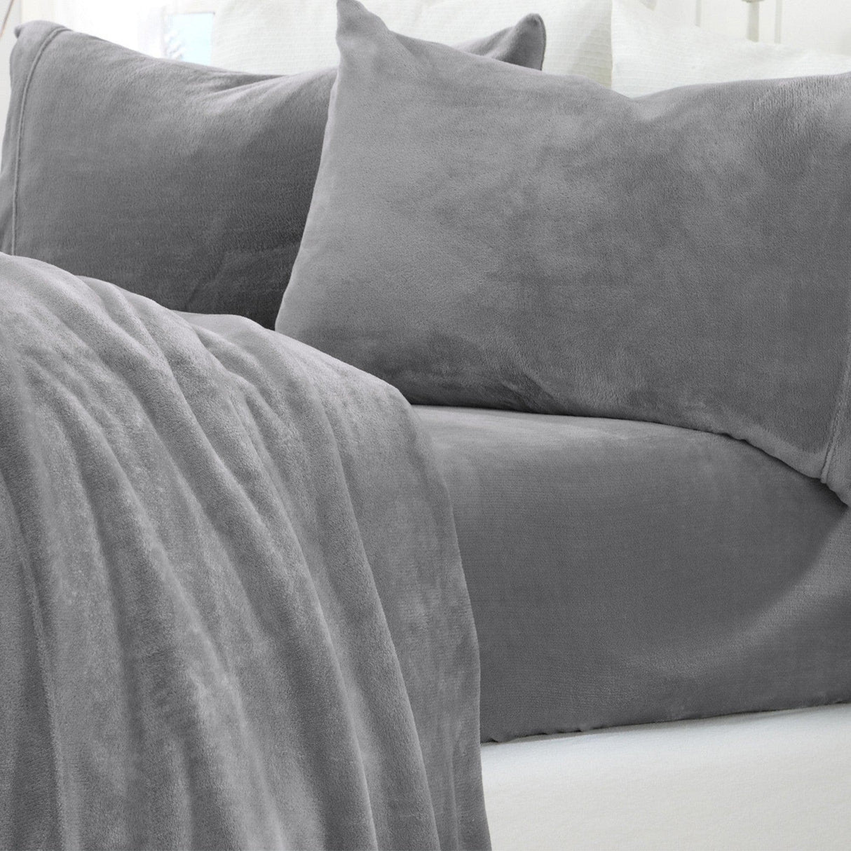 Solid Plush Sheet - Velvet Luxe Collection