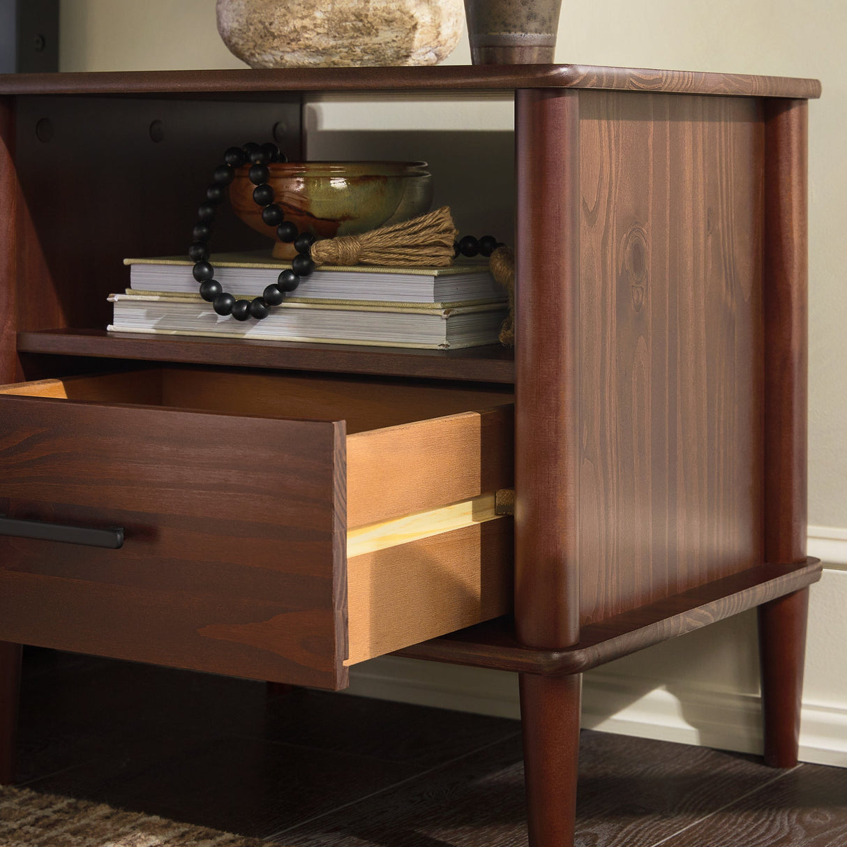 Spindle Transitional 1-Drawer Nightstand-Bedroom-Parc Decor