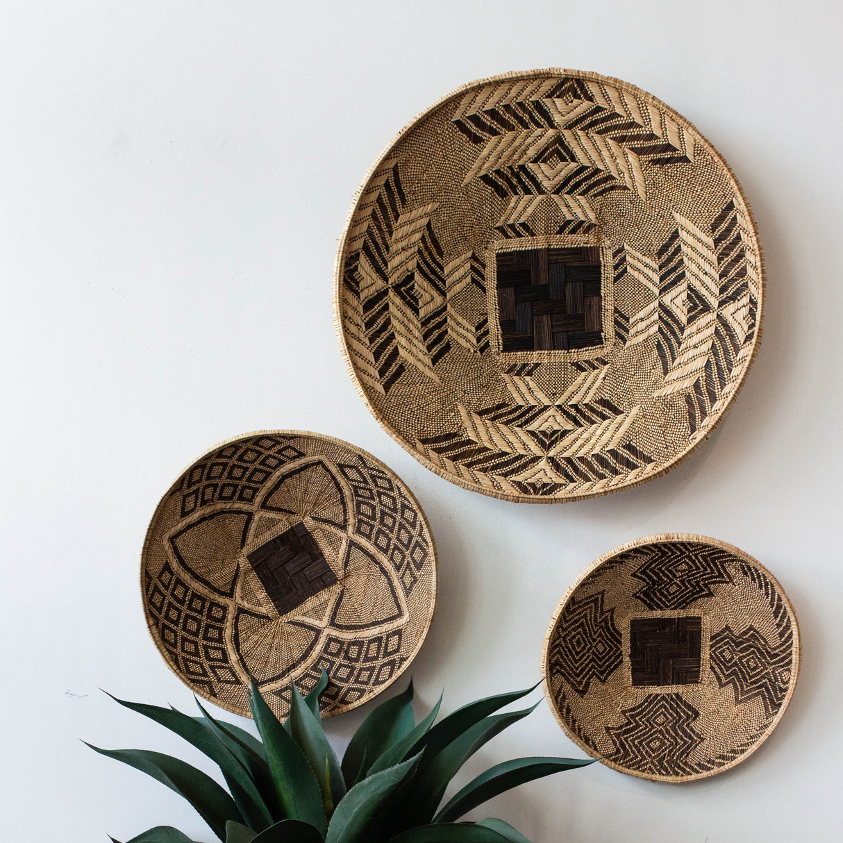Statement Zambian Plateau African Wall Decor Basket-Wall Basket-Parc Decor